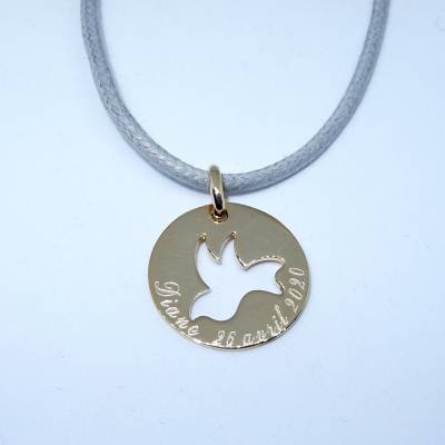Pendentif médaille évidée d'une colombe, en plaqué or